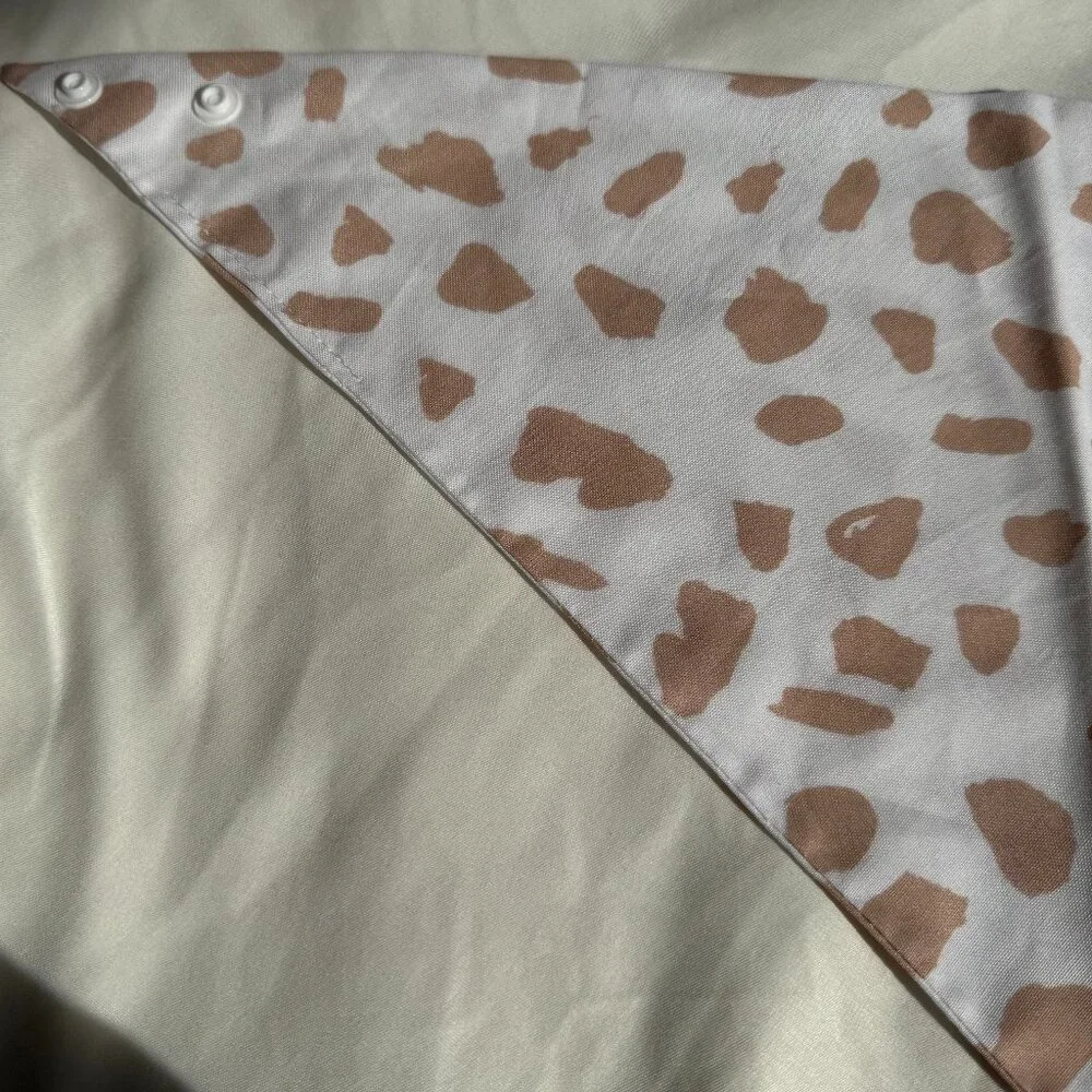 NWT Blush & Fluff Strawberry Cow Print Dog Bandana, White and Pink, Size M